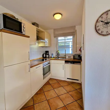 Mine Heimat _ Roeverhus_ Zingst